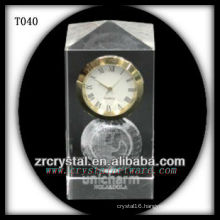 Wonderful K9 Crystal Clock T040